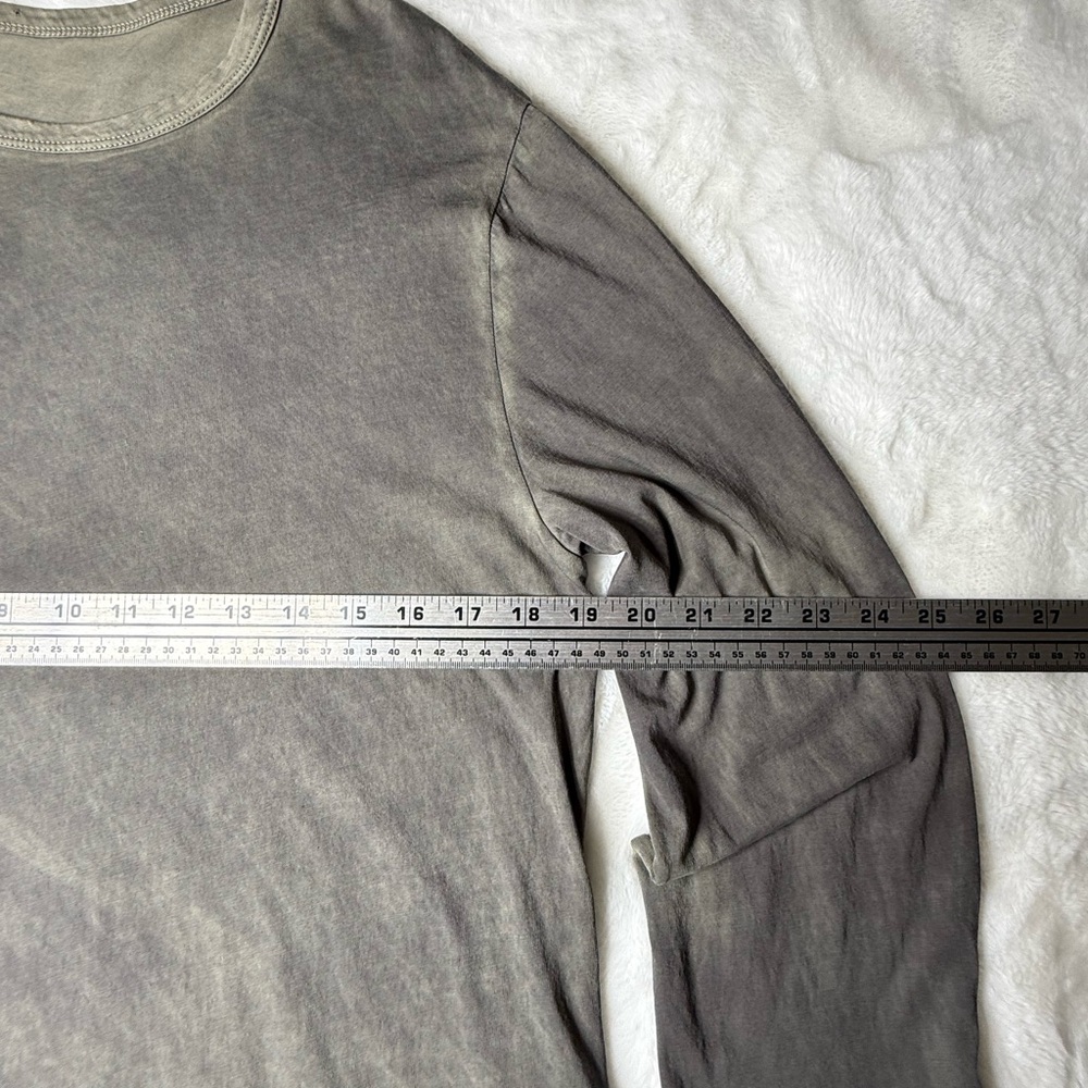 Cotton Citizen Long Sleeve Crewneck Shirt in Vintage Oasis NWOT Size Medium - Picture 8 of 10